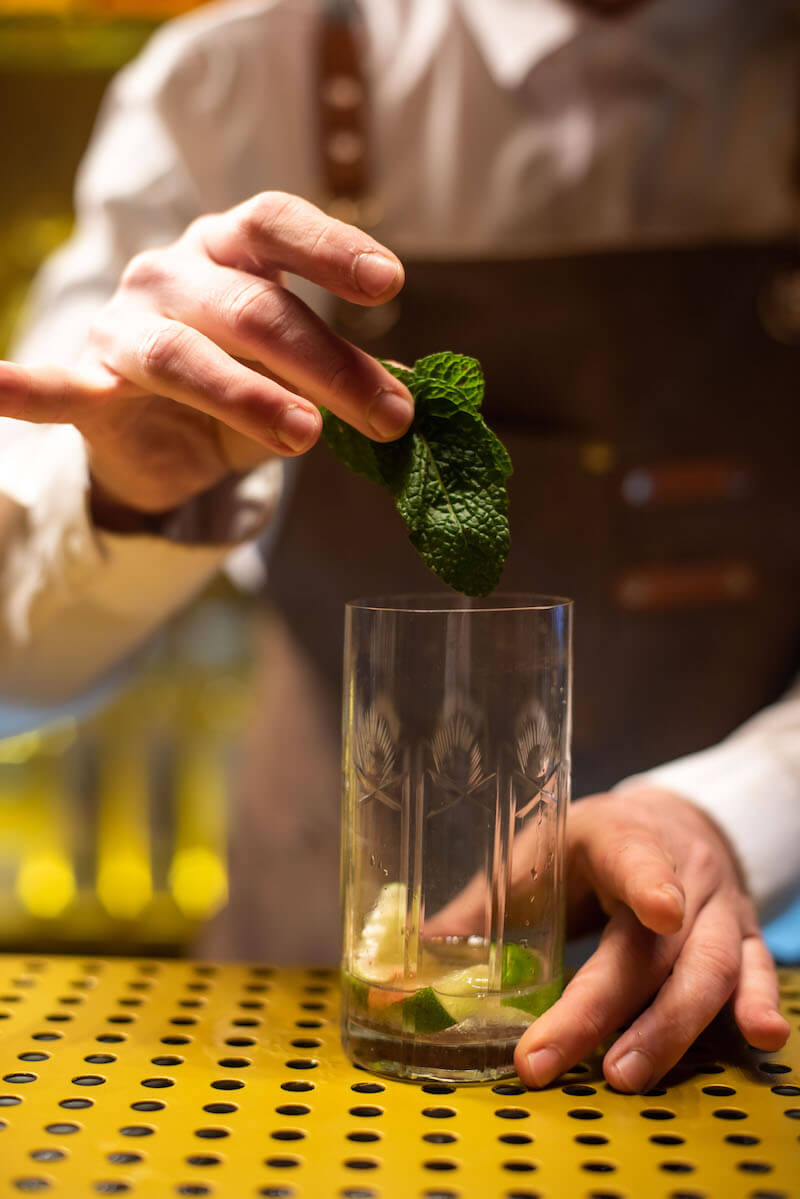 Bermuda Rum Swizzle | Classic Rum cocktail Bermuda Swizzle recipe Bermuda Rum Swizzle | Classic Rum cocktail Bermuda Swizzle recipe