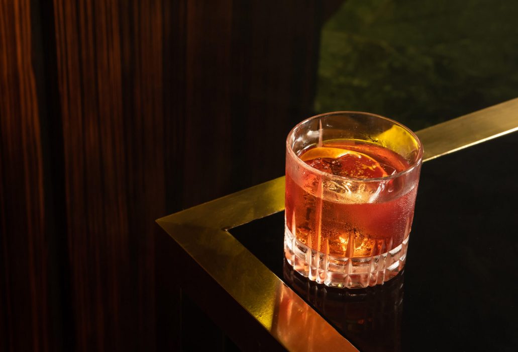 Dos-Maderas-rum-Cocktail-East India Negroni - HERO - 5